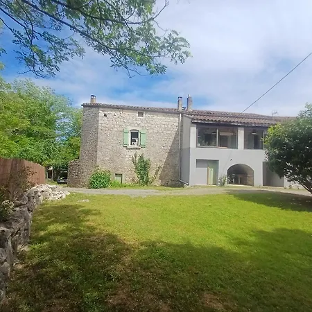 Maison D'ardèche Nature Proche Des Gorges Et Du Pont D'arc Hébergement de vacances *